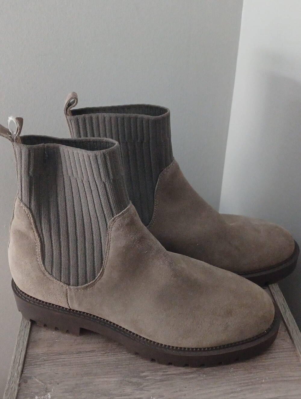Blondo Hallie Pull On Waterproof Boots Sz 9
